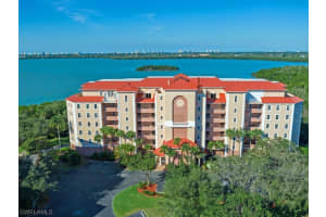 133 Vintage Bay Dr, Marco Island, FL 34145, Sold 03/02/21