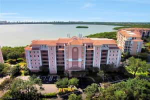 133 Vintage Bay Dr, Marco Island, FL 34145, Sold 03/02/21