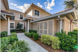 930 Carrick Bend Cir, Naples, FL 34110, Sold 01/07/21