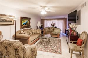 3706 Broadway APT 15, Fort Myers, FL 33901, Sold 12/21/20