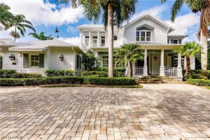 1890 8th St S, Naples, FL 34102, Sold 03/19/21