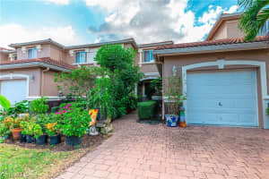 9654 Roundstone Cir, Fort Myers, FL 33967, Sold 02/12/21