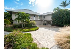 3827 Coquina Dr, Sanibel, FL 33957, Sold 01/21/21