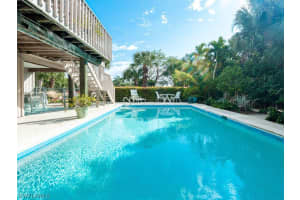 3827 Coquina Dr, Sanibel, FL 33957, Sold 01/21/21