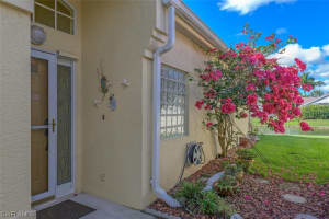 265 Sabal Lake Dr, Naples, FL 34104, Sold 01/08/21