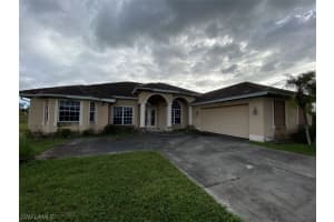 18445 Royal Hammock Blvd, Naples, FL 34114, Sold 12/29/20
