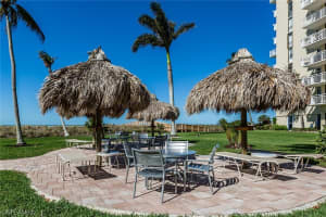 140 Seaview Ct, Marco Island, FL 34145, Sold 01/06/21