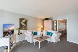 1085 Bald Eagle Dr, Marco Island, FL 34145, Sold 12/31/20
