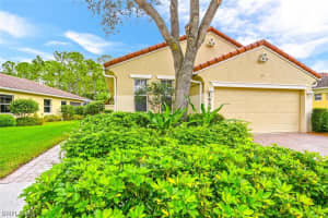 1967 Tarpon Bay Dr N, Naples, FL 34119, Sold 01/22/21