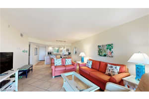 527 E Gulf Dr UNIT 106, Sanibel, FL 33957, Sold 12/31/20