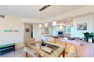 527 E Gulf Dr UNIT 106, Sanibel, FL 33957, Sold 12/31/20