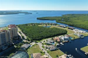 6050 Tarpon Estates Blvd, Cape Coral, FL 33914, Sold 01/08/21