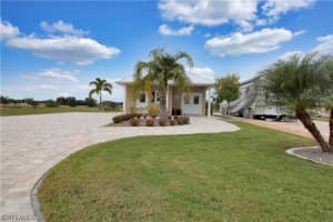 8282 SW Sand Crane Cir, Arcadia, FL 34269, Sold 12/23/20