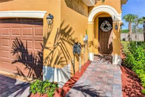 10120 Tin Maple Dr, Estero, FL 33928, Sold 01/25/21