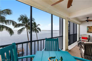 1901 Clifford St APT 401, Fort Myers, FL 33901, Sold 02/24/21