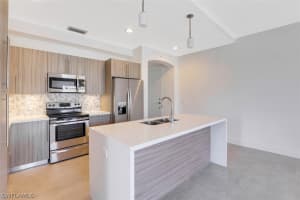 11701 Olivetti Ln Apt 110, Fort Myers, FL 33908, Sold 04/09/21