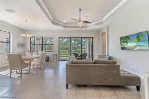 1610 Serrano Cir, Naples, FL 34105, Sold 01/29/21