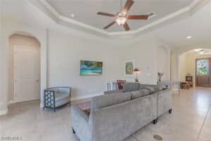 1610 Serrano Cir, Naples, FL 34105, Sold 01/29/21