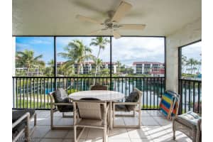 2445 W Gulf Dr UNIT B26, Sanibel, FL 33957, Sold 04/13/21