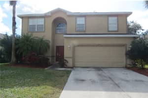 321 Shadow Lakes Dr, Lehigh Acres, FL 33974, Sold 05/14/21