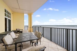 2797 First St, Fort Myers, FL 33916, Sold 04/02/21