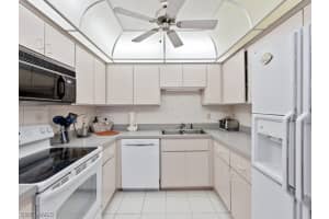 509 Roma Ct, Naples, FL 34110, Sold 03/18/21
