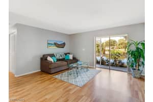 10 Kings Rd, Naples, FL 34102, Sold 05/17/21