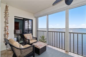 1901 Clifford St APT 703, Fort Myers, FL 33901, Sold 02/17/21