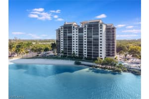 17170 Harbour Pointe Dr, Fort Myers, FL 33908, Sold 05/03/21