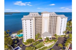 17170 Harbour Pointe Dr, Fort Myers, FL 33908, Sold 05/03/21