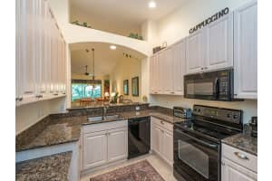 6108 Mandalay Cir, Naples, FL 34112, Sold 02/19/21