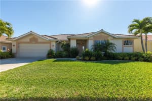 8230 Arborfield Ct, Fort Myers, FL 33912, Sold 02/26/21