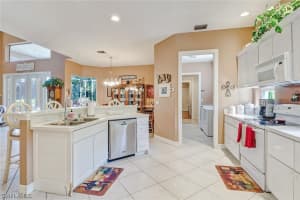 8048 Vera Cruz Way, Naples, FL 34109, Sold 04/30/21
