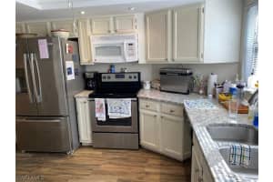 9832 Luna Cir, Naples, FL 34109, Sold 03/01/21