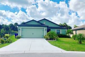 253 Shadow Lakes Dr, Lehigh Acres, FL 33974, Sold 02/24/21