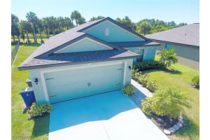 253 Shadow Lakes Dr, Lehigh Acres, FL 33974, Sold 02/24/21