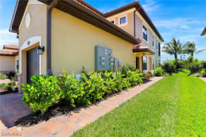 26119 Palace Ln, Bonita Springs, FL 34135, Sold 03/11/21