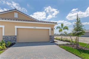 10275 Bonavie Cv Dr, Fort Myers, FL 31570, Sold 04/16/21