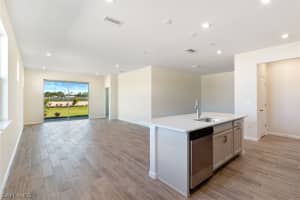 6552 Good Life St, Fort Myers, FL 31570, Sold 06/03/21