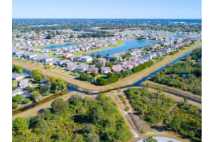 10396 Canal Brook Ln, Lehigh Acres, FL 33936, Sold 03/11/21