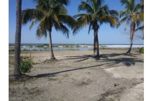 7821 Estero Blvd, Fort Myers Beach, FL 33931, Sold 03/31/21