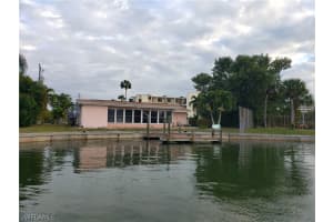 103 Albatross St, Fort Myers Beach, FL 33931, Sold 04/05/21