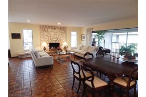 300 Misty Pines Cir, Naples, FL 34105, Sold 06/01/21