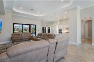 2247 Somerset Pl, Naples, FL 34120, Sold 01/04/22