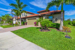16329 Aberdeen Wy, Naples, FL 34110, Sold 02/26/21