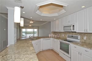 13105 Vanderbilt Dr, Naples, FL 34110, Sold 04/27/21