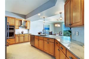 12601 Mastique Beach Blvd APT 402, Fort Myers, FL 33908, Sold 03/15/21