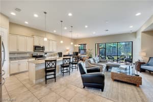 16388 Aberdeen Wy, Naples, FL 34110, Sold 07/01/21