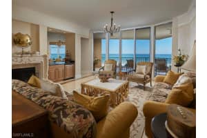 940 Cape Marco Dr, Marco Island, FL 34145, Sold 04/07/21
