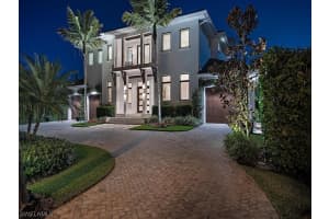 355 15th Ave S, Naples, FL 34102, Sold 04/30/21